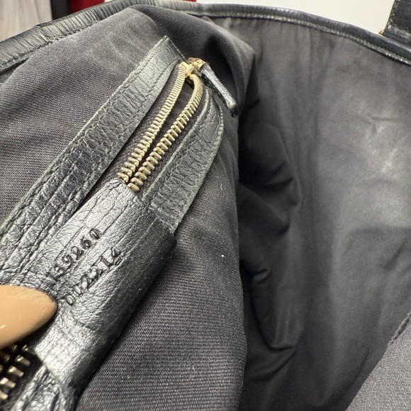 Gucci Black GG Canvas Tote Shoulder Bag - Picture 8 of 8